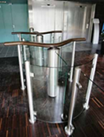 GlasStile R half-height transparent turnstile